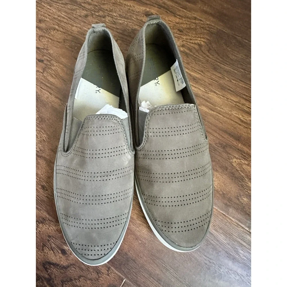 Sperry Womens Army Green Perforated Slip-On Shoes 9M Memory Foam Casual Comfort